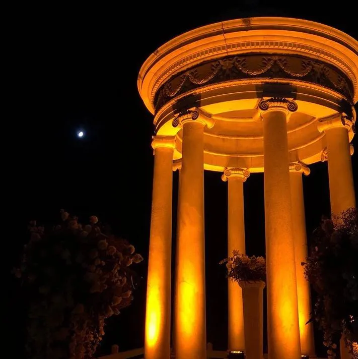 Instalación de luces de The Balearic Lighthouse
