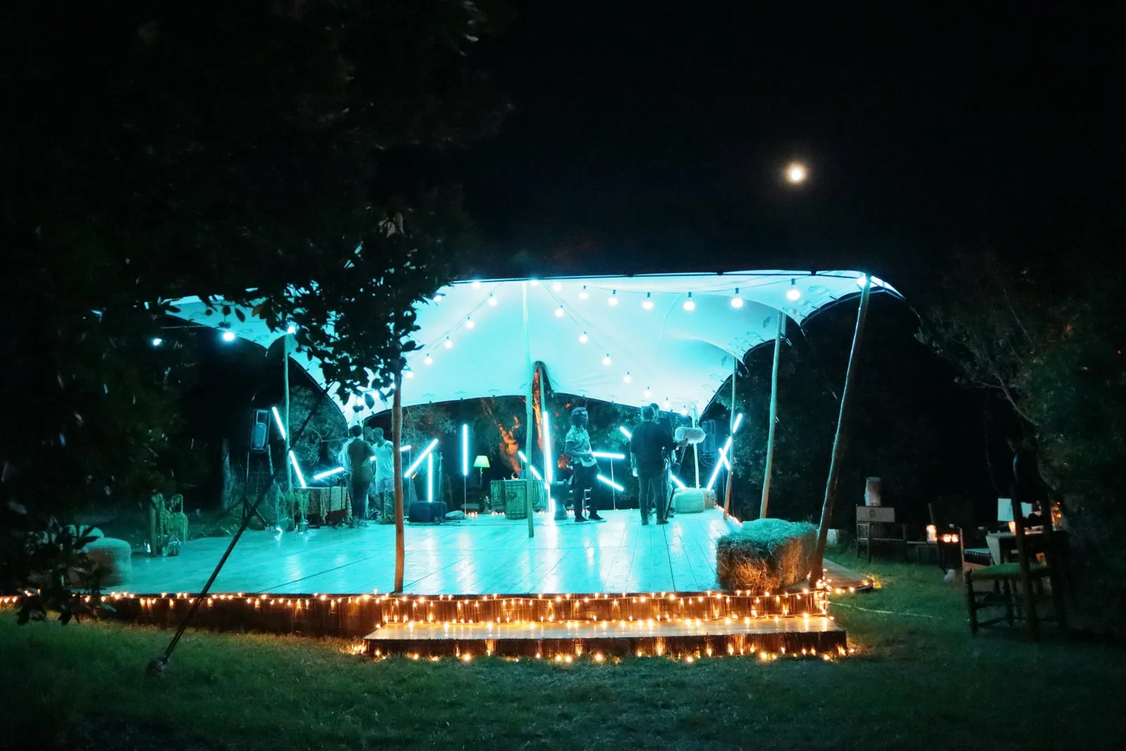 Iluminación de carpas